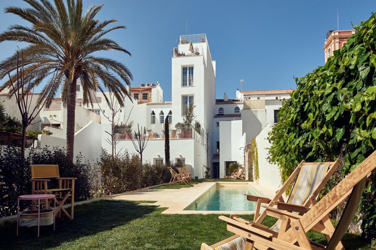 Cristine Bedfor Mahon Hotel Exterior photo