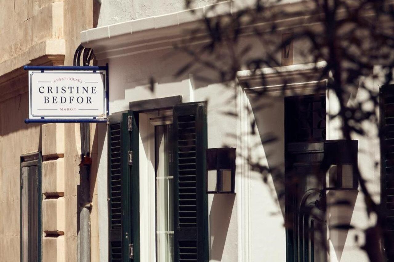Cristine Bedfor Mahon Hotel Exterior photo